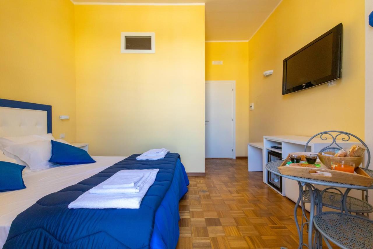 B&B Trianon Naples Luaran gambar