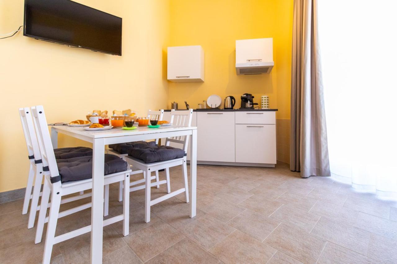 B&B Trianon Naples Luaran gambar